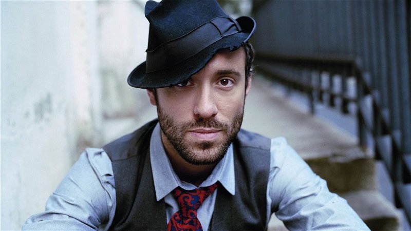 Charlie Winston