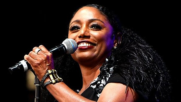 Karyn White