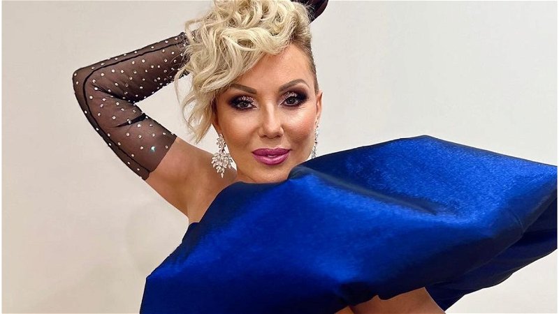 Lepa Brena