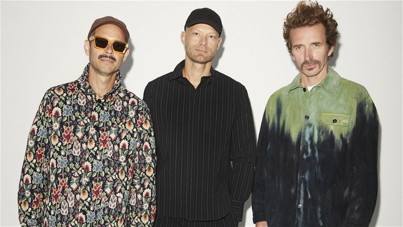 WhoMadeWho
